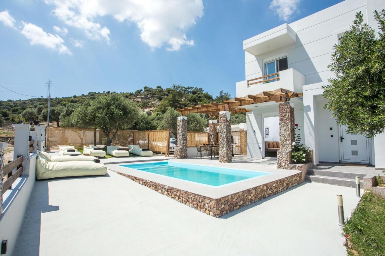 Tranquila Rhodes